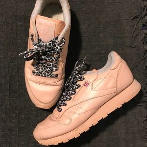 🎀We wear Pink on Wednesday 🎀